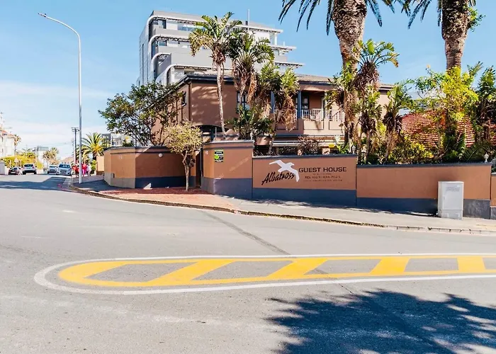 Albatross Guest House Bantry Bay